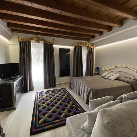 Ln Homes Venice - San Marco Canal View מראה חיצוני תמונה